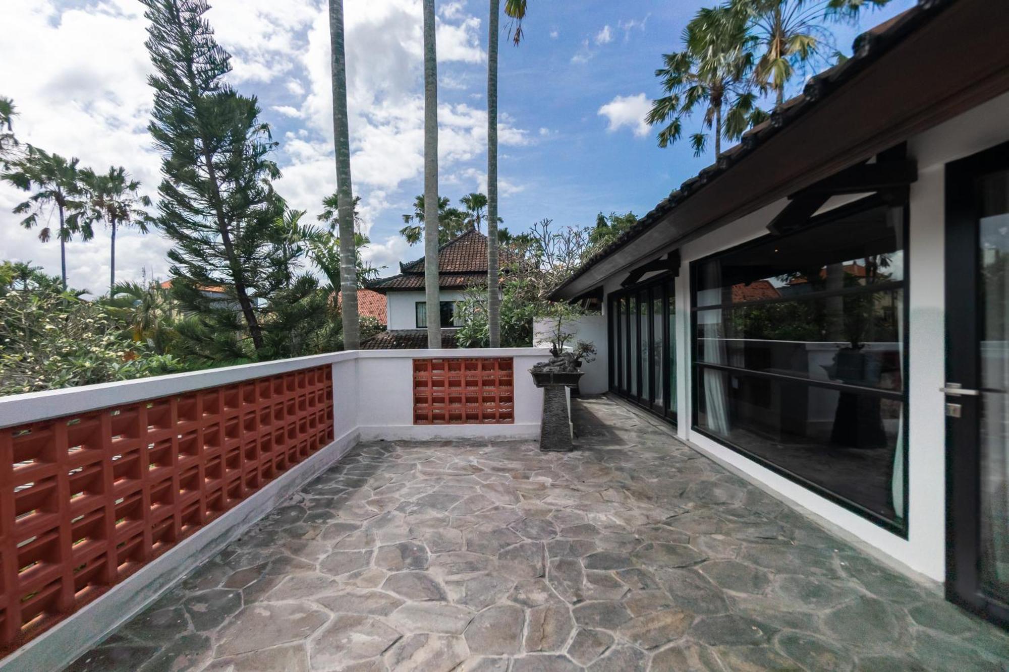 Four On Drupadi Villa Seminyak Exteriör bild